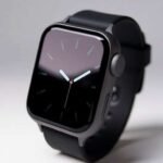 Apple Watch Ultra 3, montre sportive sur fond neutre.