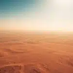 Avions militaires survolant le désert qatari