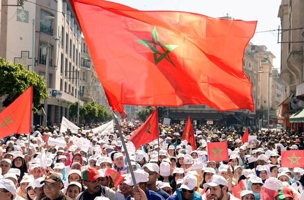 maroc une vague darrestations secoue les manifestations pour la justice sociale 1