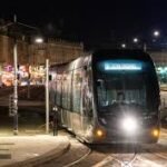 Bordeaux : Tragique collision entre un tramway et une adolescente, le quartier sous le choc