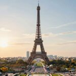 Paysage fiscal français avec des symboles de croissance et de stabilité.