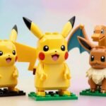 Figurines LEGO de Pikachu, Évoli et Dracaufeu.